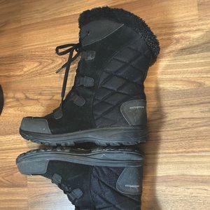 Columbia winter boots. In good condition